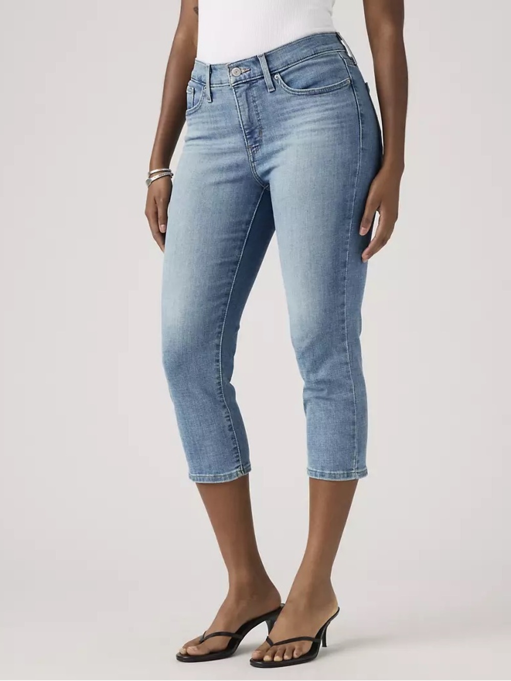 Levi’s Women’s 311 Shaping Skinny Capri Jean